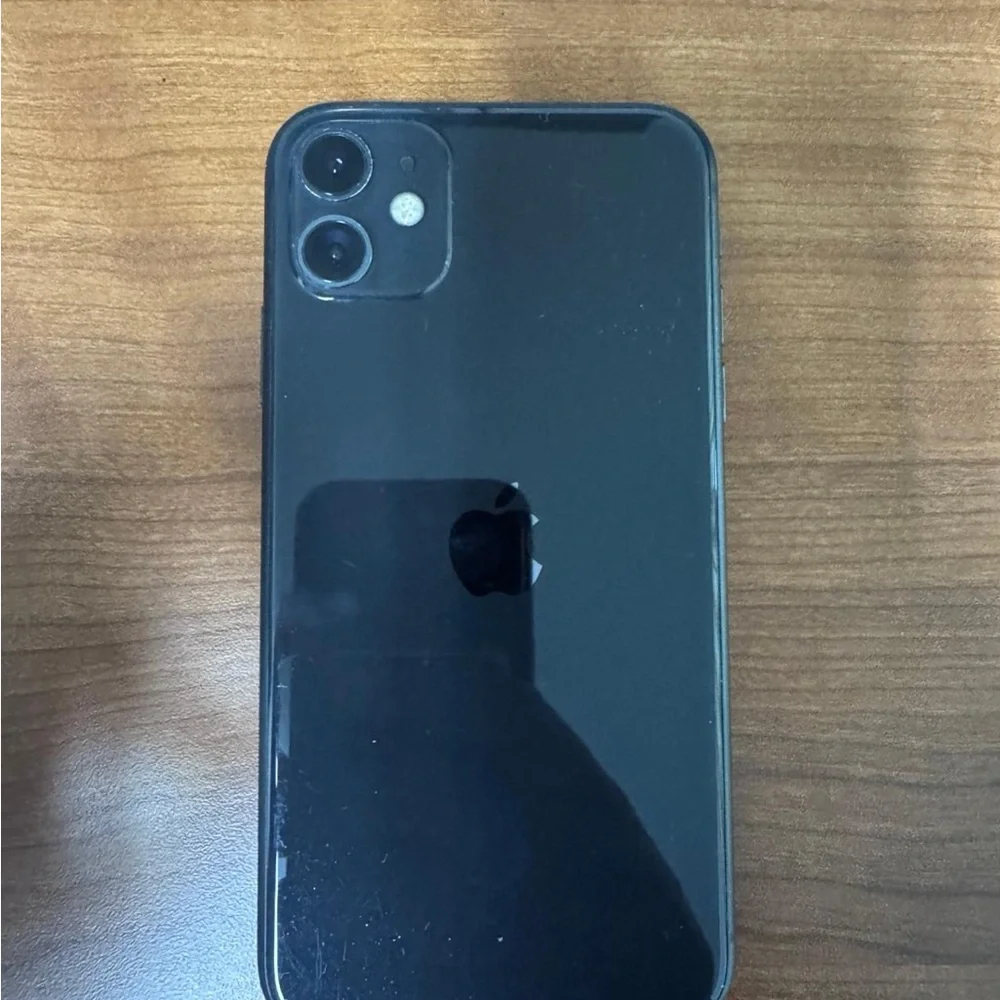 Apple iPhone 11 unlocked Black